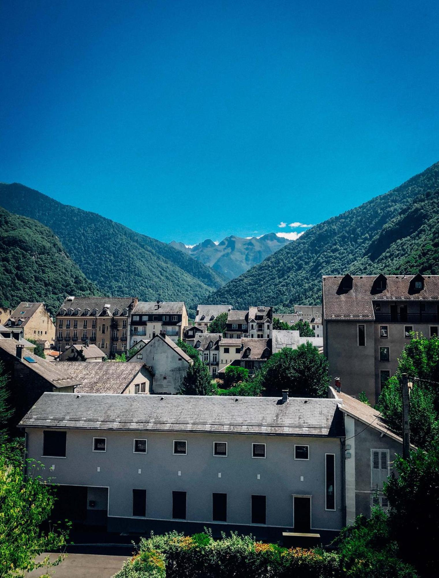Cano'Py, Charmant 2 Pieces Avec Vue Montagne En Coeur De Ville Bagneres-de-Luchon ภายนอก รูปภาพ